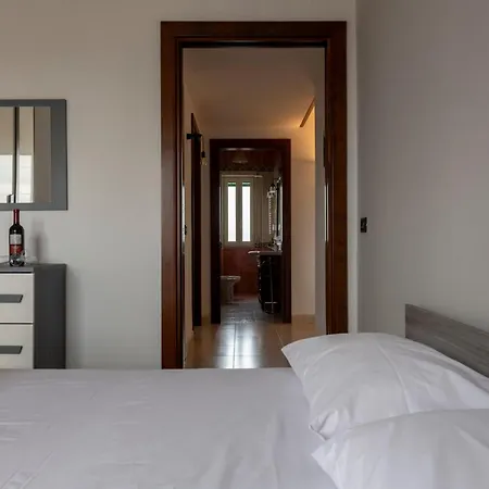 Saba's House * نابولي